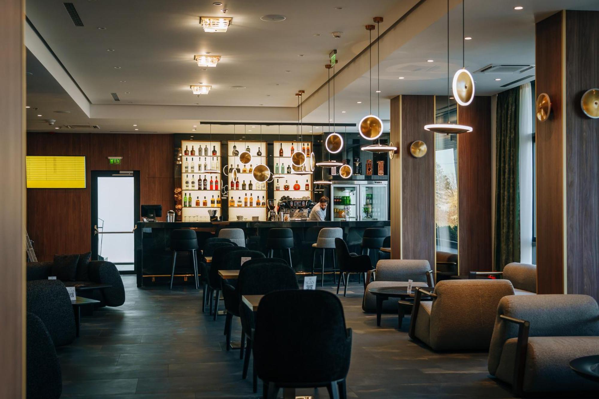 Sky Airport Hotel Cluj-Napoca Luaran gambar
