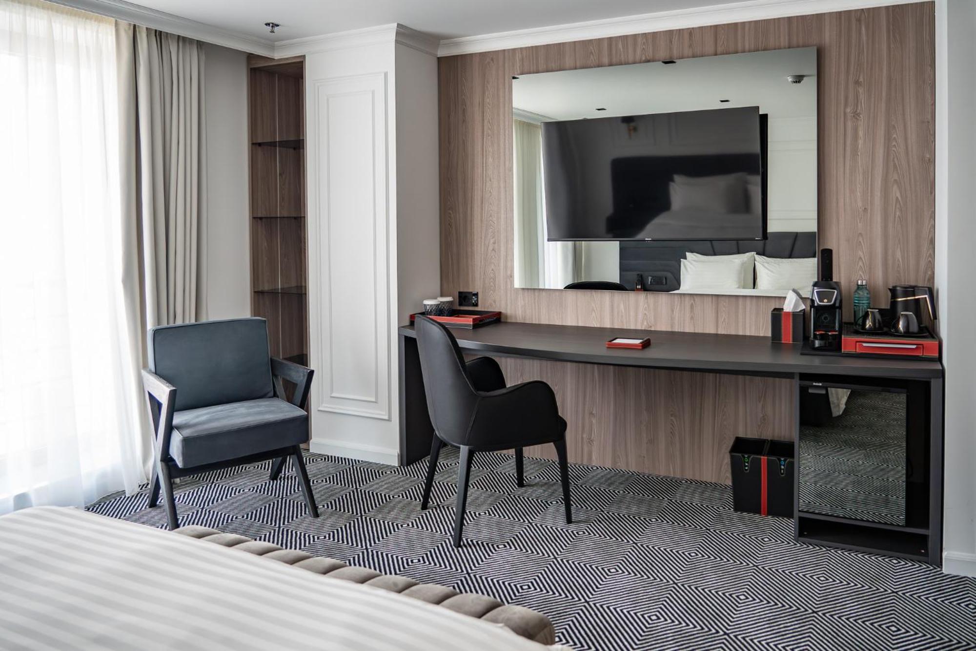 Sky Airport Hotel Cluj-Napoca Luaran gambar