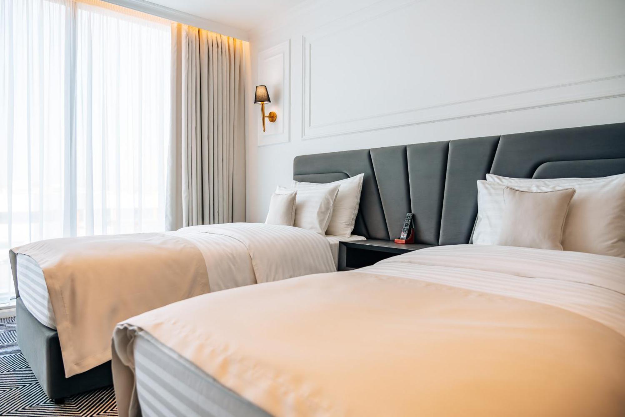 Sky Airport Hotel Cluj-Napoca Luaran gambar
